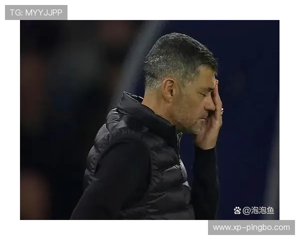 AC米兰防线频频被打穿，是站位混乱还是回防太慢？问题藏不住了！